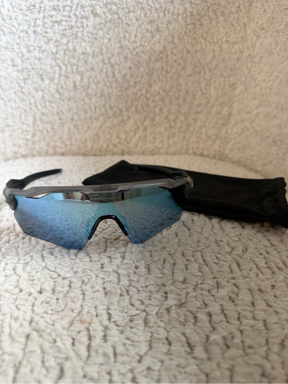 Oakley Mens Sunglasses